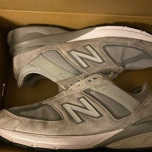 New Balance 550 grey and white suede